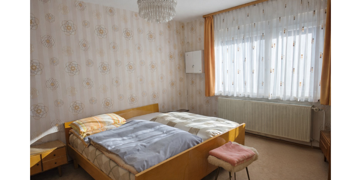 Doppelhaushälfte Pforzheim Arlinger - 6 Zimmer, 136 m&sup2;, 340.000&euro; | Angebot:25708108