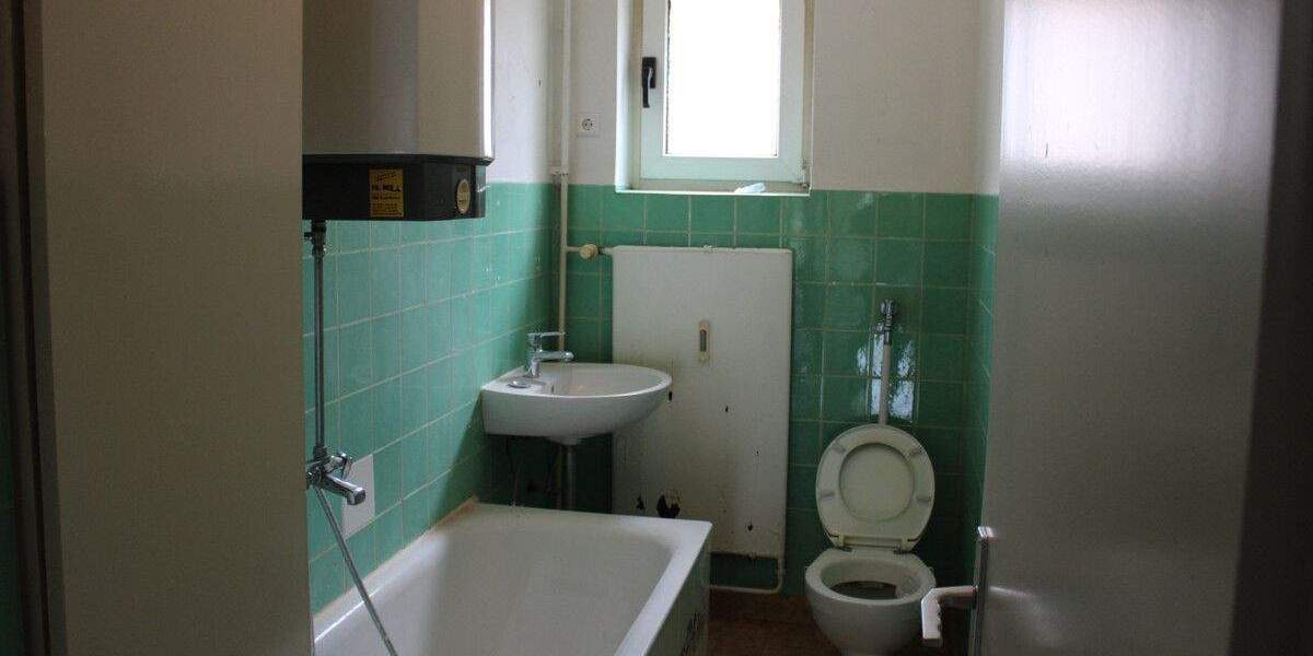 Etagenwohnung Karlsruhe Innenstadt-West - 3 Zimmer, 70 m&sup2;, 1.100&euro; | Angebot:25706104