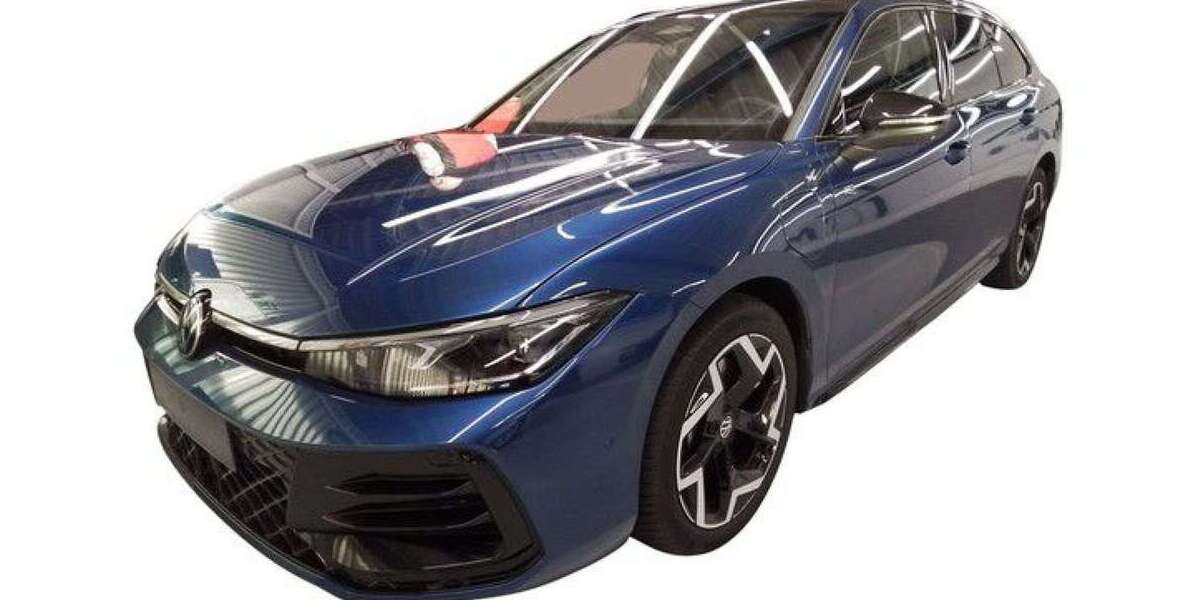 VW Passat Variant 12.200 km 47.740 &euro; Weingarten 76356