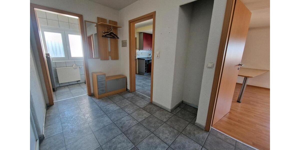 Etagenwohnung Bretten - 3 Zimmer, 95 m&sup2;, 1.100&euro; | Angebot:26411652