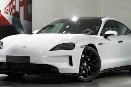 Porsche Taycan 20.000 km 107.480 € Pforzheim 75177