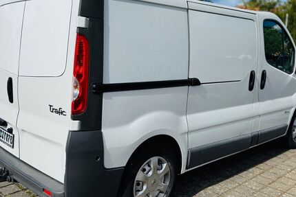 Renault Trafic 195.000 km 5.999 € Waghäusel 68753