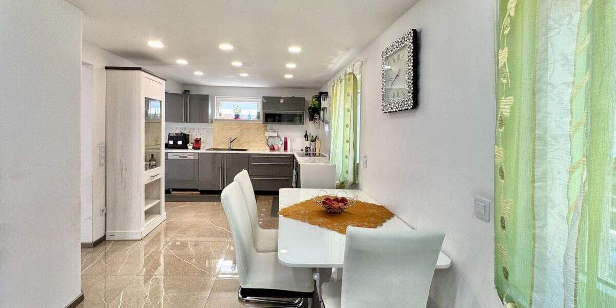 Doppelhaushälfte Bretten - 4 Zimmer, 88 m&sup2;, 399.000&euro; | Angebot:25738384