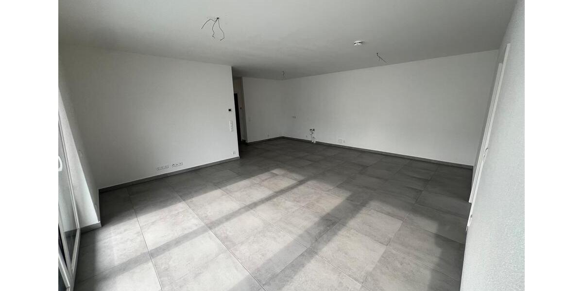 Etagenwohnung Bad Schönborn - 3 Zimmer, 88 m&sup2;, 1.350&euro; | Angebot:26426618