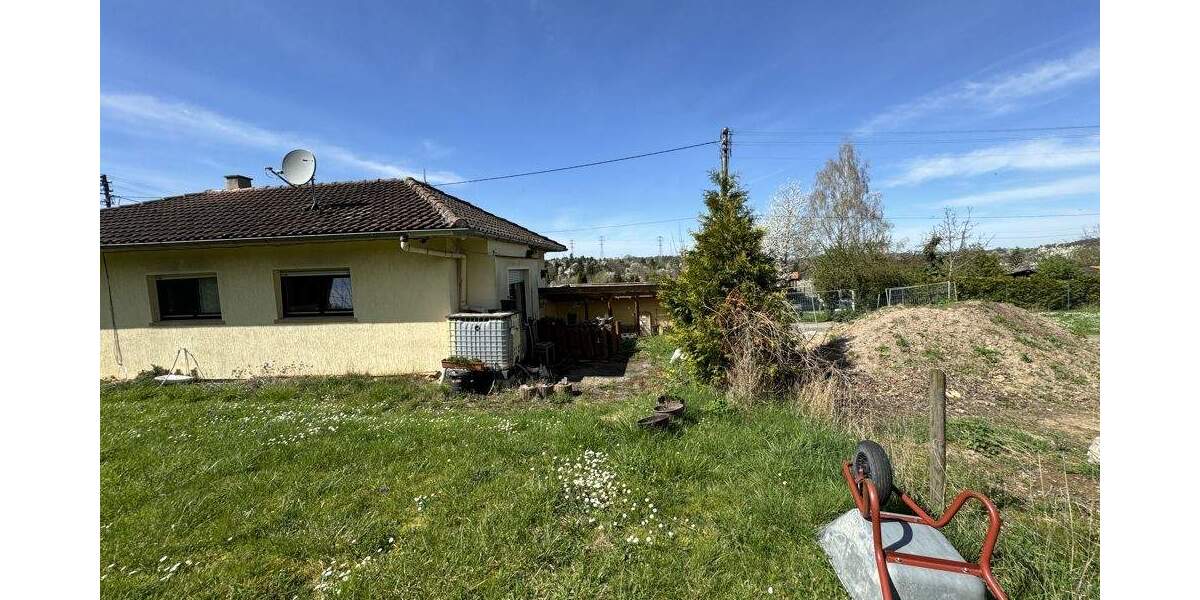 Bungalow Pforzheim Nordweststadt - 3 Zimmer, 82 m&sup2;, 349.000&euro; | Angebot:25775174