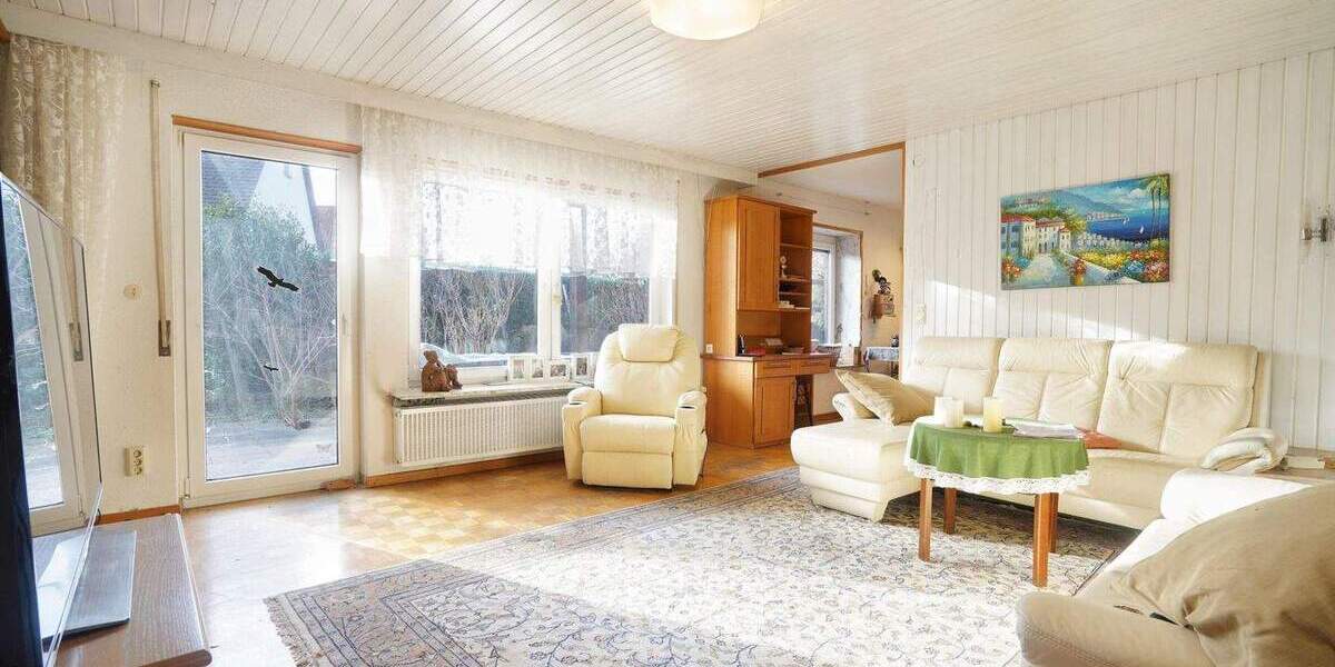 Einfamilienhaus Bretten - 7 Zimmer, 220 m&sup2;, 685.000&euro; | Angebot:25777708