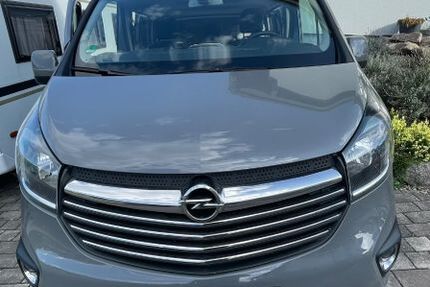 Opel Vivaro 155.000 km 17.000 &euro; Gaggenau 76571