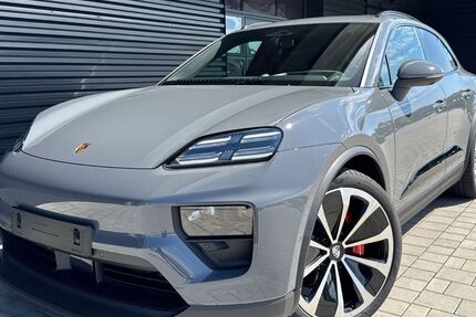 Porsche Macan 14.999 km 103.189 € Ettlingen 76275