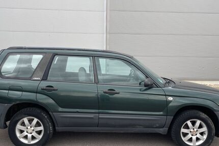 Subaru Forester 212.000 km 950 &euro; Rastatt 76437