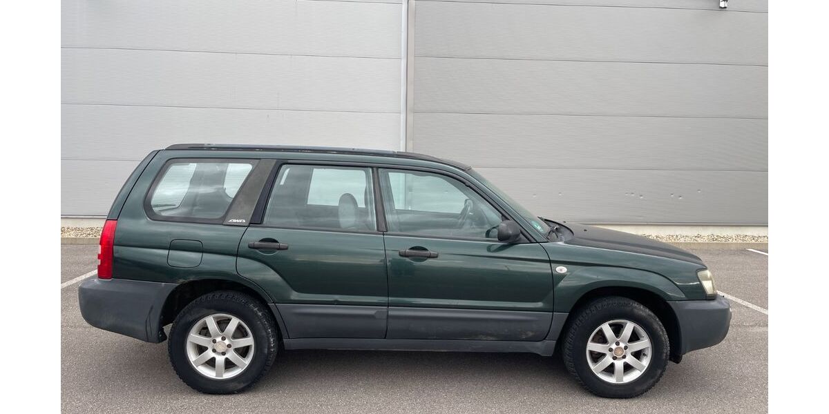 Subaru Forester 212.000 km 950 &euro; Rastatt 76437