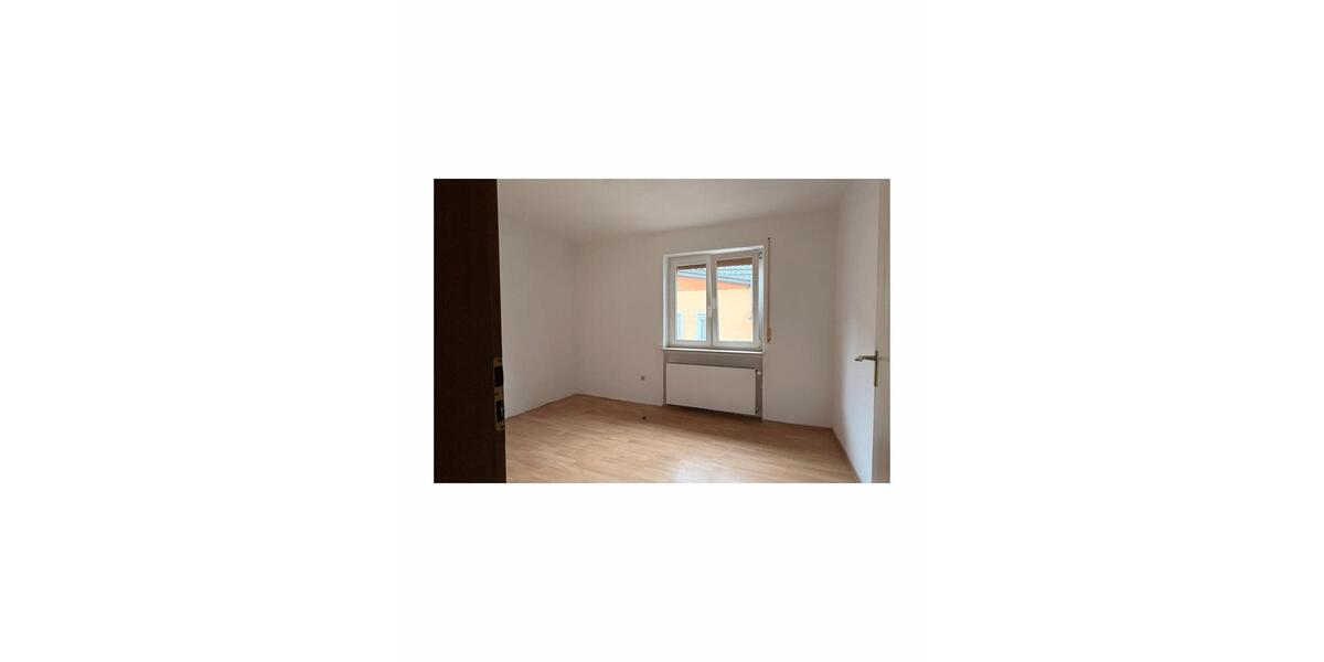 Mehrfamilienhaus, Wohnhaus Bretten - 9 Zimmer, 253 m&sup2;, 497.000&euro; | Angebot:26414844