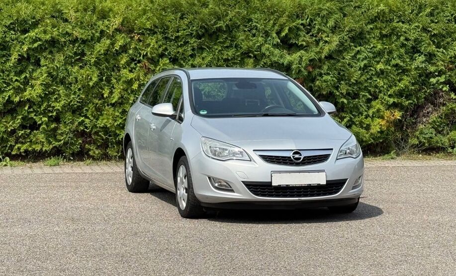 Opel Astra 220.000 km 2.799 € Kandel 76870