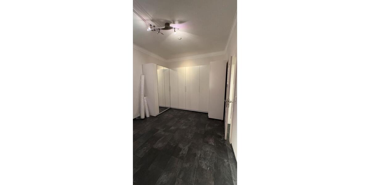 Etagenwohnung Pforzheim - 3 Zimmer, 85 m&sup2;, 215.000&euro; | Angebot:26802857