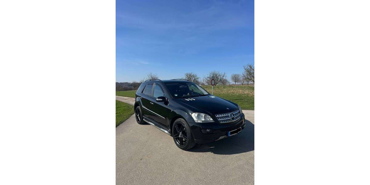 Mercedes-Benz ML 320 268.000 km 7.500 &euro; Bruchsal 76646