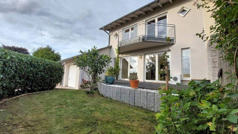 Moderne DHH mit Garten und Wärmepumpe - Traumlage zwischen Gaggenau & Ettlingen