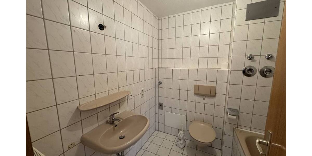 Etagenwohnung Bretten - Kupferhälde Bretten - 3 Zimmer, 70 m&sup2;, 219.000&euro; | Angebot:25682177