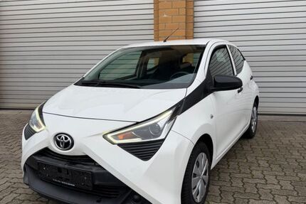 Toyota Aygo (X) 108.000 km 6.900 &euro; Stutensee 76297