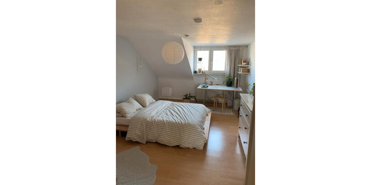 Dachgeschoßwohnung Karlsruhe Südstadt - 2 Zimmer, 66 m&sup2;, 1.150&euro; | Angebot:25161016