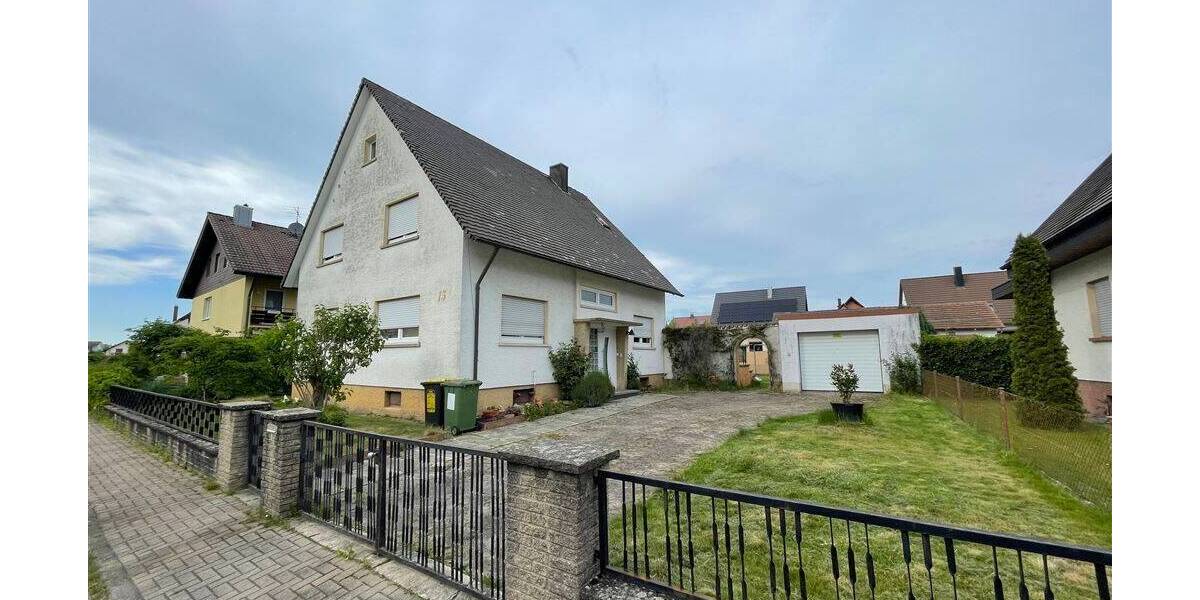 Mehrfamilienhaus, Wohnhaus Bietigheim - 6 Zimmer, 146 m&sup2;, 430.000&euro; | Angebot:26596519