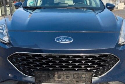 Ford Kuga 197.045 km 11.900 &euro; Karlsruhe 76199