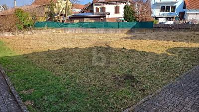 EIN WUNDERSCHÖNER PLATZ F. IHR NEUES EIGENHEIM