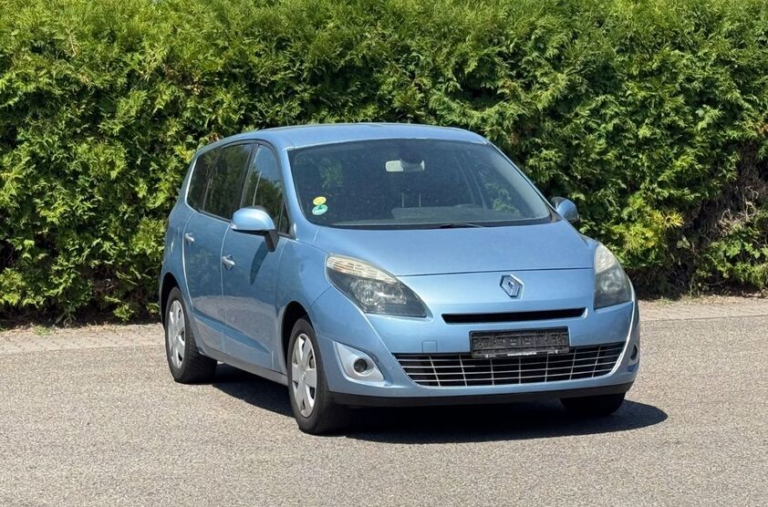 Renault Scenic 150.000 km 1.499 € Kandel 76870