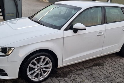 Audi A3 136.000 km 11.800 € Mühlacker 75417