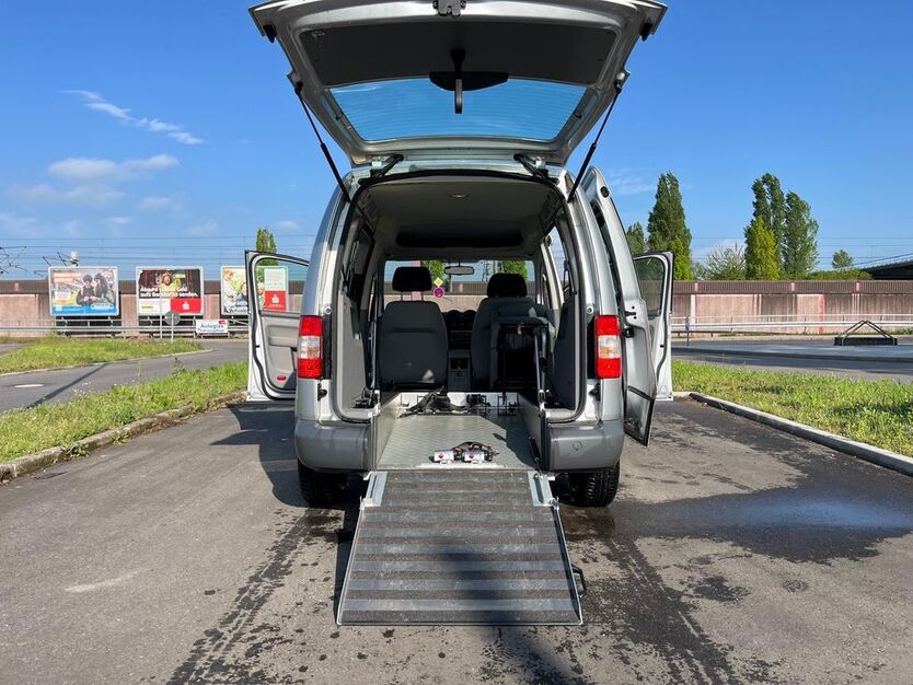 VW Caddy 22.000 km 16.500 € Baden-Baden 76532