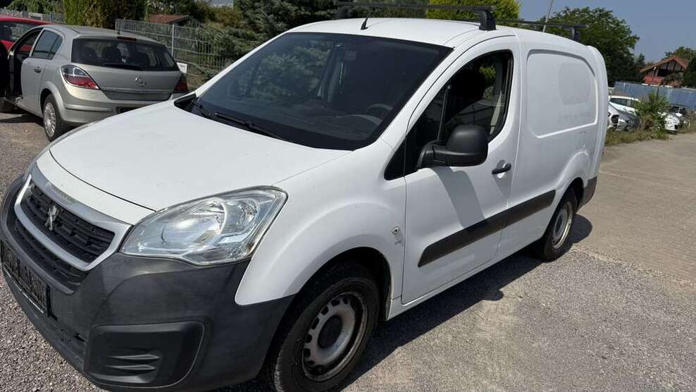 Peugeot Partner 182.060 km 5.900 € Weingarten 67366