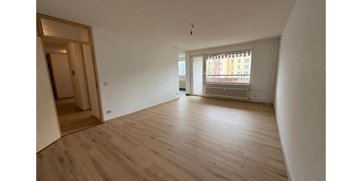 Etagenwohnung Pforzheim Eutingen - 3.5 Zimmer, 88 m&sup2;, 950&euro; | Angebot:25658013
