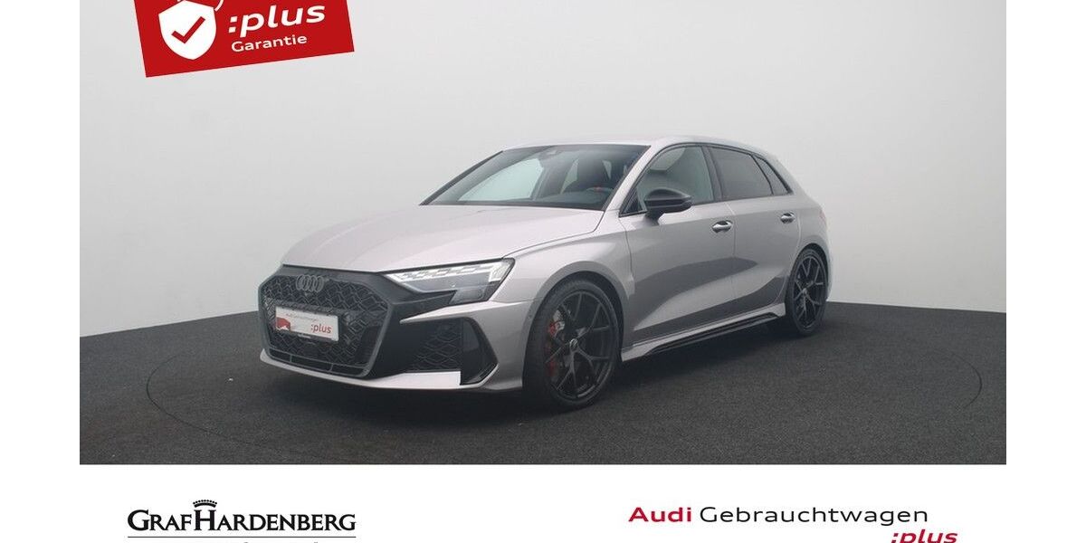 Audi RS3 8.900 km 68.980 &euro; Karlsruhe 76131