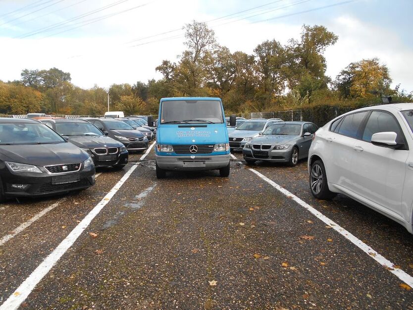 Mercedes-Benz Sprinter 177.000 km 3.900 € Karlsruhe 76137