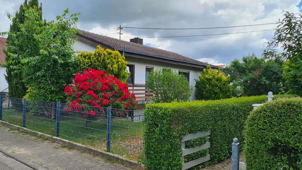 Einfamilienhaus Herxheim - 5 Zimmer, 154 m&sup2;, 399.000&euro; | Angebot:26830780