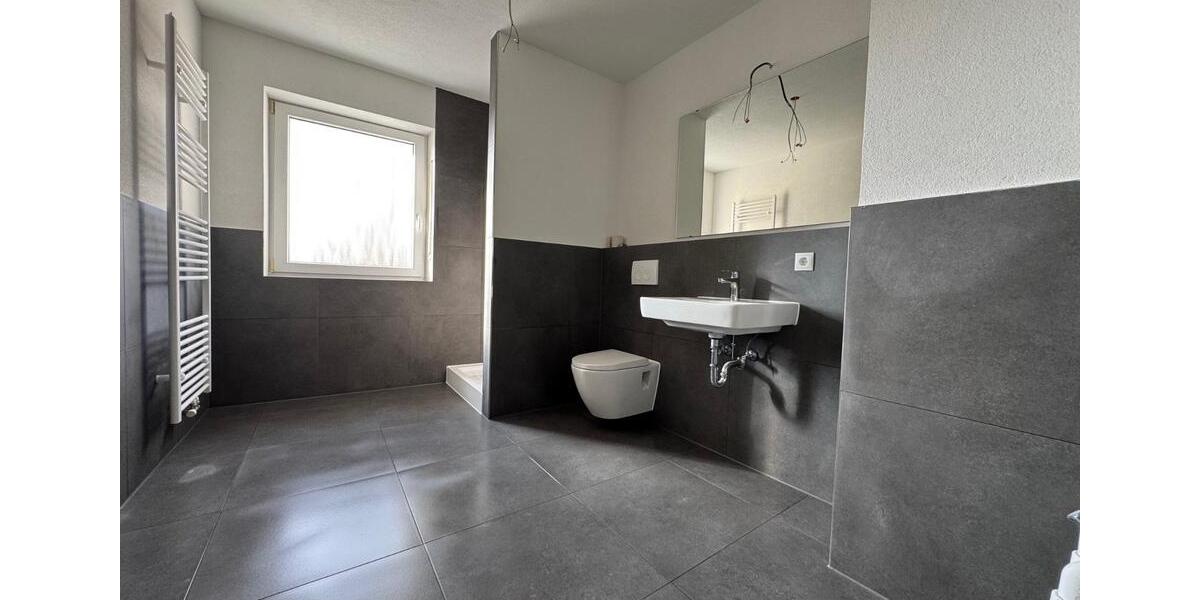 Etagenwohnung Karlsruhe Neureut - 3 Zimmer, 79 m&sup2;, 1.250&euro; | Angebot:25869159