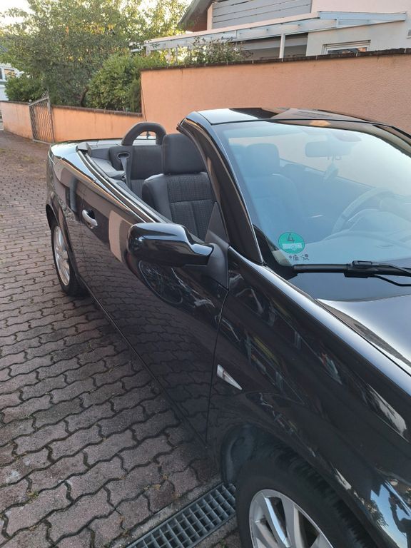 Renault Megane 143.876 km 3.999 € Graben-Neudorf 76676