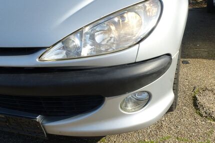 Peugeot 206 242.000 km 1.100 &euro; Karlsruhe 76185