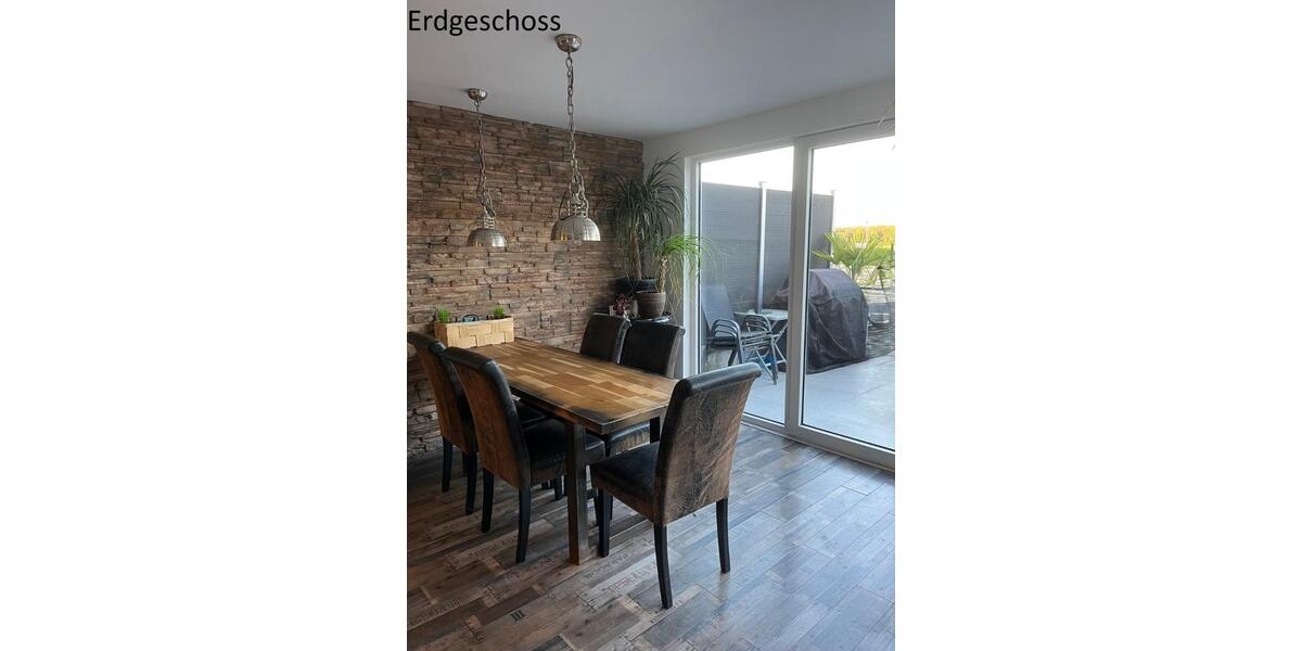 Mehrfamilienhaus, Wohnhaus Eggenstein-Leopoldshafen Leopoldshafen - 10 Zimmer, 265 m&sup2;, 755.000&euro; | Angebot:24592835