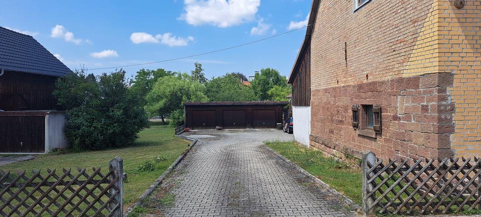 Einfamilienhaus Ötisheim - 8 Zimmer, 134 m&sup2;, 450.000&euro; | Angebot:27121888