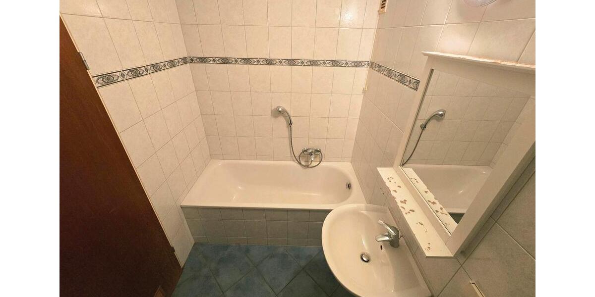 Etagenwohnung Straubenhardt - 3 Zimmer, 82 m&sup2;, 235.000&euro; | Angebot:27096355