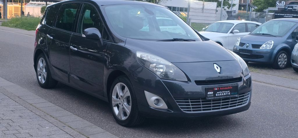 Renault Scenic 150.989 km 5.499 &euro; Ettlingen 76275
