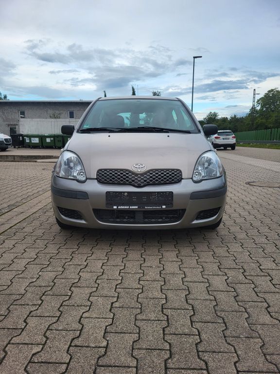 Yaris
