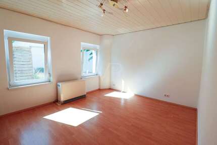 Wohnung Ubstadt-Weiher / Zeutern Zeutern - 3 Zimmer, 77 m&sup2;, 155.000&euro; | Angebot:25444586