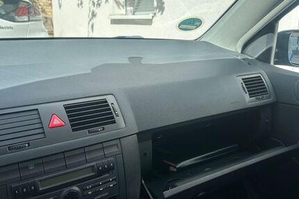 Skoda Fabia 69.000 km 4.100 € Neupotz 76777