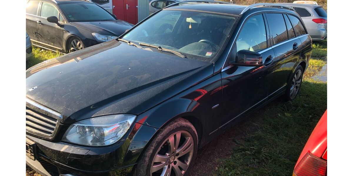 Mercedes-Benz C 250 243.400 km 4.800 &euro; Offenbach an der Queich 76877
