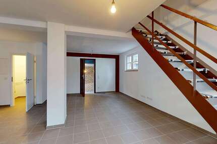 Haus Hambrücken - 7 Zimmer, 161 m&sup2;, 399.797&euro; | Angebot:23471151