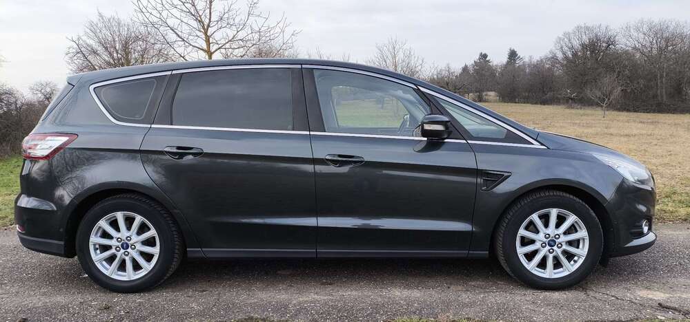 Ford S-Max 218.725 km 8.900 &euro; Pforzheim, Stadt 75173