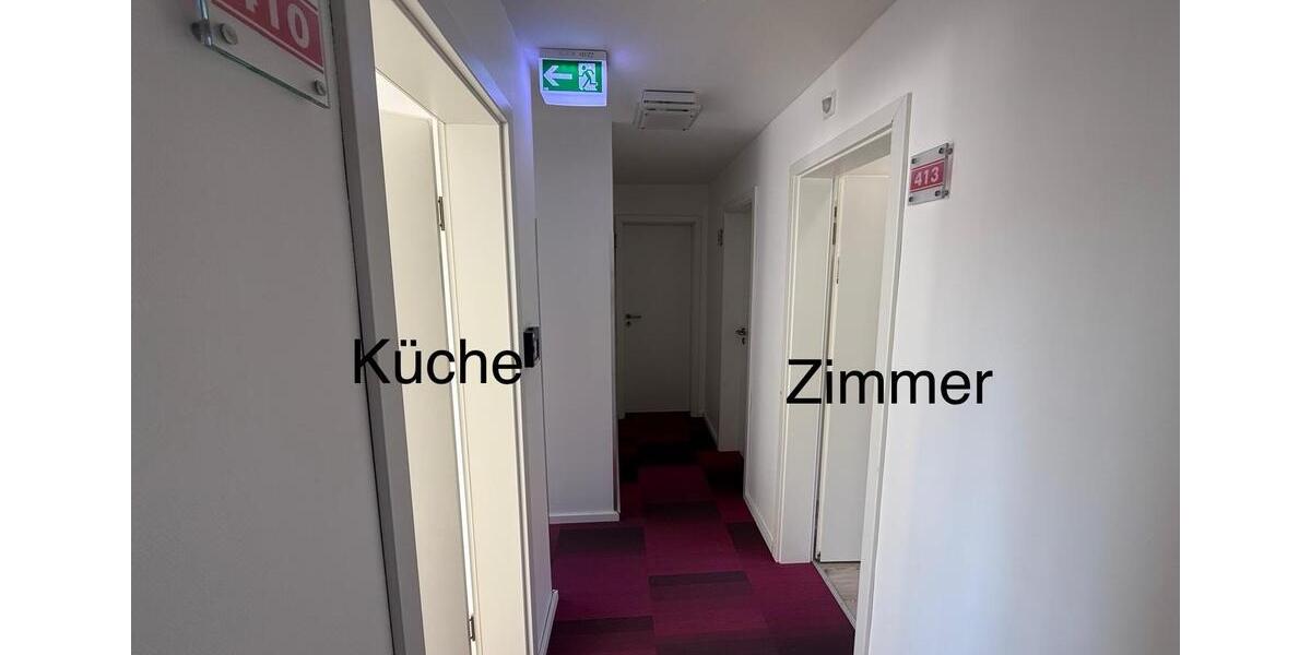 1,5-Zimmer Wohnung mit eigenem Bad, Küche und Klima zimmer