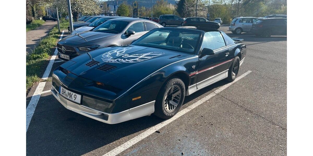 Pontiac Trans Am 230.000 km 12.900 &euro; Gernsbach 76593