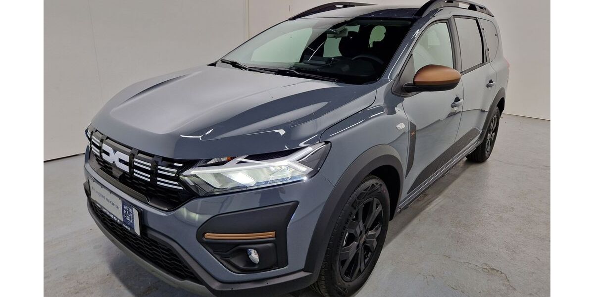 Dacia Jogger 9.932 km 23.680 € Landau 76829