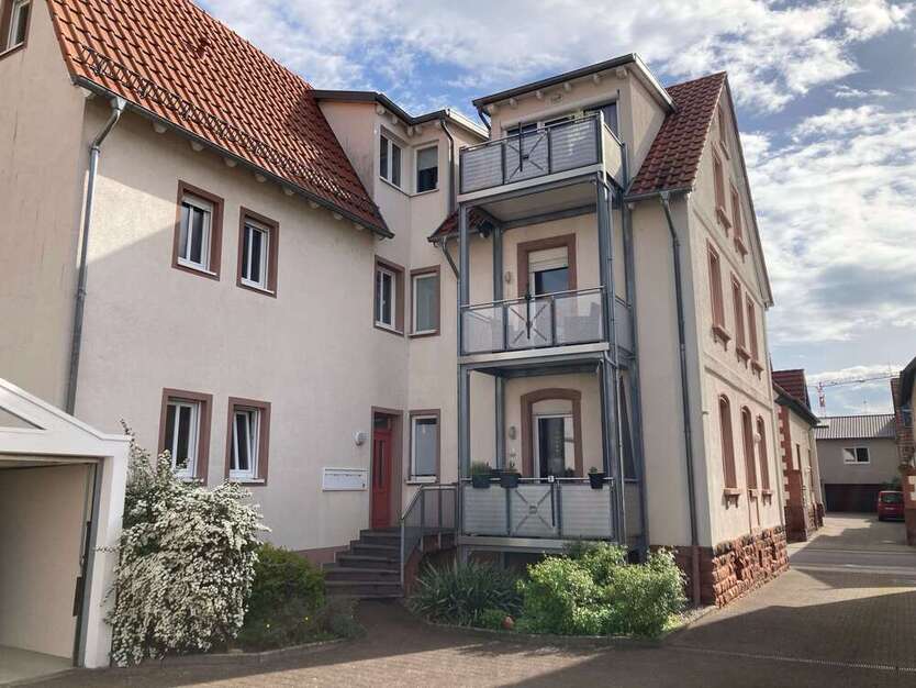 Wohnung zum Kaufen in Herxheim 279.000 € 100 m²